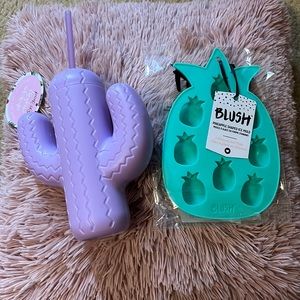 Cute little set! Cactus cup and pineapple ice cube tray!